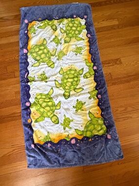 Vintage Linens N Things Turtle Beach Towel